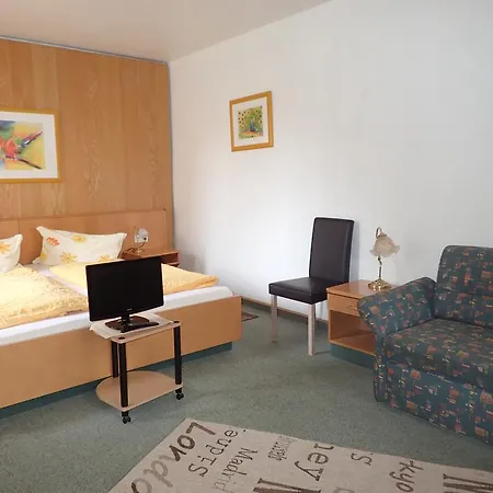 Haus Charlotte Гостевой дом Бад-Нендорф